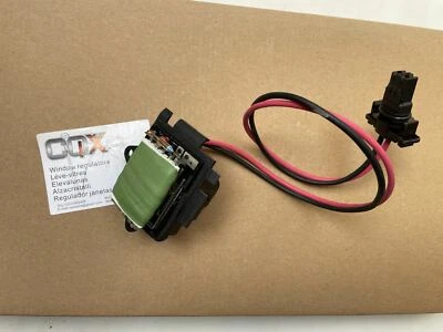 Resistance chauffage/ventilateur pour Opel Vivaro Trafic 7701050325 - Photo 1/4