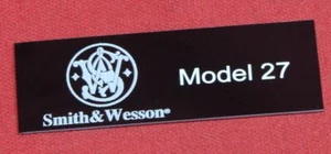 Smith & Wesson Modell 27 Vitrinenplakette  - Bild 1 von 2