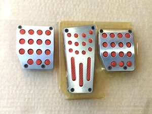 BRAKE PEDAL COVER SET 3 PCS RED UNIVERSAL RACING STYLE MULTI FITS BRAND NEW - Picture 1 of 4