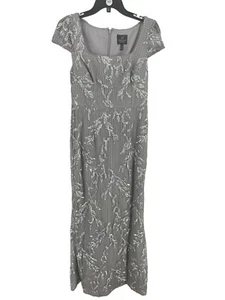 ADRIANNA PAPELL Silver Dove Sequin Embroidery Mermaid Gown Dress Size 6 NEW - Picture 1 of 4