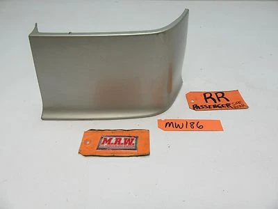 SAAB 900 9-3 LUZ TRASERA RELLENO CUARTO PANEL EMBELLECEDOR PARACHOQUES TRASERO CUBIERTA MOLDURA DERECHA Foto 1 de 4