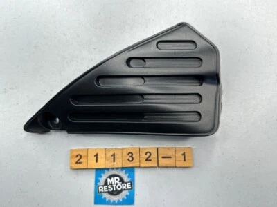 Cubierta de cuadro derecho Yamaha SRX250 51Y-21741 - Reacondicionada Foto 1 de 4