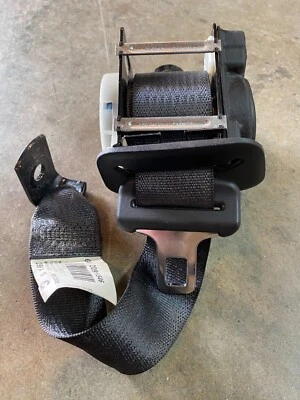 11 12 13 14 2011 Cadillac CTS CINTURÓN DE SEGURIDAD TRASERO CENTRAL BASE RETRACTOR SEDÁN NEGRO Foto 1 de 3