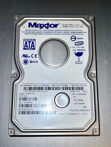Maxtor Diamondmax Plus 9- 71P7297, 71P7296, 6Y160M0 160 GB SATA HD CODICE YAR511W0 - Foto 1 di 1