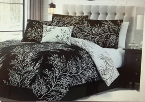 Juego de edredón Spirit Linen Home Foliage Collection - King Negro Blanco Reversible - Imagen 1 de 11