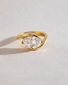 2.00 Ct Oval IGI Certified Lab Grown Diamond Wedding Ring 14K Solid Yellow Gold - Picture 1 of 7
