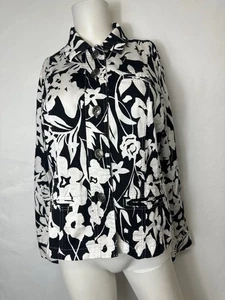 Chicos Jacket Womens Sz 1 White Black Floral Pattern Designer Lightweight Coat - Picture 1 of 5