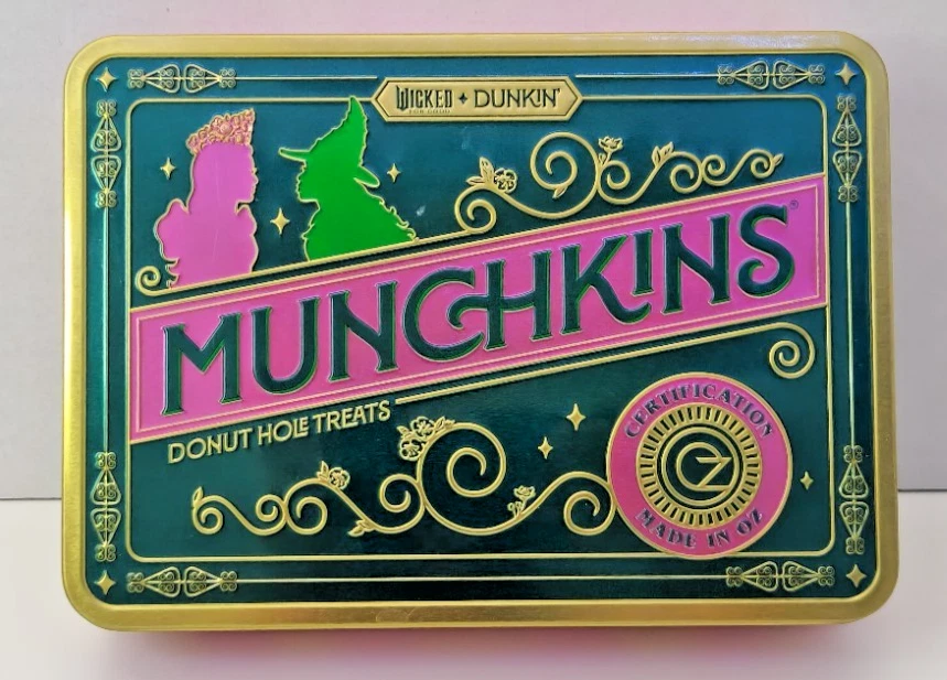 Dunkin X Wicked Oz Munchkin lata "Wicked For Good" FRETE GRÁTIS - Imagem 1 de 4