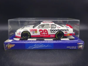 WINNERS CIRCLE Kevin Harvick #29 Goodwrench White & Red NASCAR 1:24 Scale Car - Picture 1 of 7