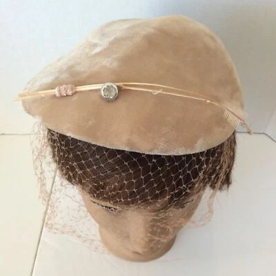 Vintage Ladies Hat Beige with Pink Inside Lace Veil Feather Gem - Image 1 of 4