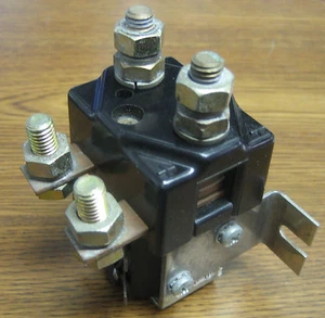 Curtis / Albright SW84B-4 100amp, 24VDC Contactor - Picture 1 of 3
