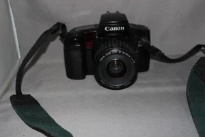 Canon EOS Elan Set w/ Canon EF 35-80mm f/4-5.6 lens - Picture 1 of 3