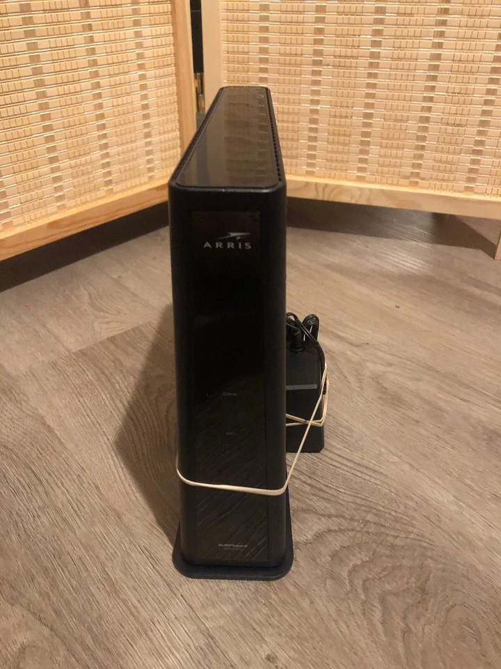 ARRIS Surfboard SBG8300 Cable Modem  Wi-Fi Router (NOT FOR COX) - Image 1 of 4