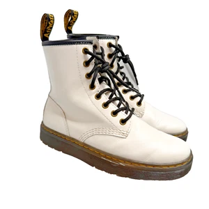 Dr. Martens Zavala AW004 weiße Leder-Kampfstiefel Damen 7 Schnürstiefel UVP 170 $ - Bild 1 von 24