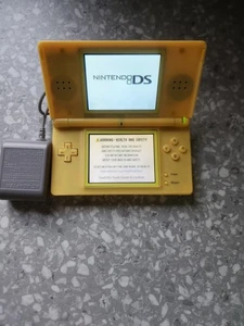 Nintendo DS Lite Pokémon Edition gelb/schwarzes Handheld-System 6 - Bild 1 von 8