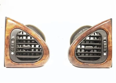 Par de ventilación de tablero OEM 1999 Jaguar XK8  Foto 1 de 4