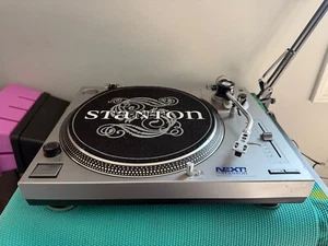 NEXT by Stanton NT-2500 NEXT Professional DJ Turntable - Picture 1 of 10