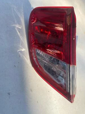 Conjunto de lámpara de luz trasera izquierda conductor interior izquierdo MERCEDES BENZ E300D 1996-1999 Foto 1 de 4