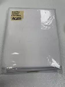 Yves Delorme Athena White/Silver Queen Duvet Egyptian Cotton Display W/defect - Picture 1 of 8