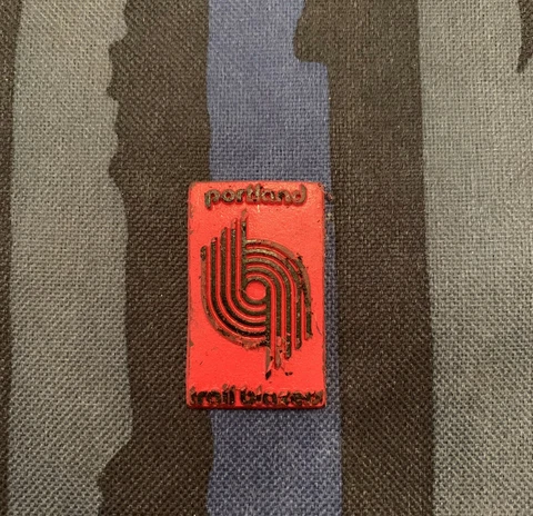 PORTLAND TRAIL BLAZERS Vtg NBA RUBBER Basketball FRIDGE MAGNET Standings Board Cover