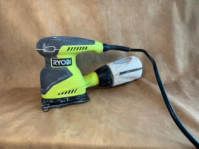 Lixadeira elétrica Ryobi S652DG 1/4 folha vibração incl. Bolsa manual com zíper - Imagem 1 de 4