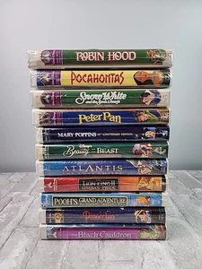 Lot of 11 Brand New Sealed Disney Childrens VHS Tapes Vintage Clamshell Case - Foto 1 di 7