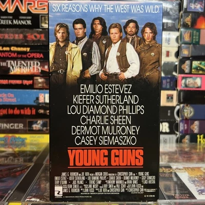 Young Guns 1988 VHS Tested Kiefer Sutherland Emilio Estevez Lou Diamond Phillips - Image 1 of 4
