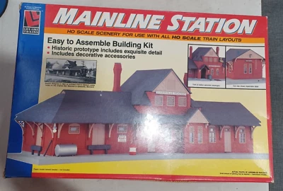 Life-Like Trains Mainline Station HO Scale Scenery Model Kit No. 1342 Sykesville - Image 1 of 3