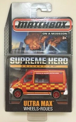 Matchbox Renault Master Ambulance Supreme Hero Collection Ultra Max Wheels 2014  - Image 1 of 4