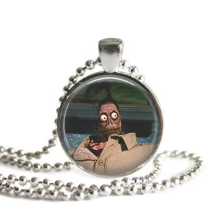 Beetlejuice Shrunken Head 1 Inch Silver Plated Pendant Necklace Handmade - Picture 1 of 5