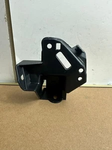 19-24 LEXUS UX200 UX250H LH FRONT BUMPER MOUNT BRACKET OEM 52126-75060 / SU272 - Picture 1 of 4