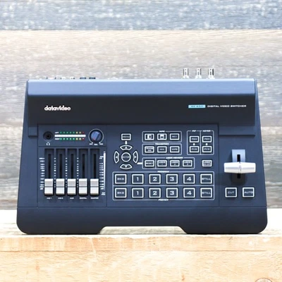 Datavideo SE-650 2 HDMI 2 SDI Inputs HD Digital Video Switcher with Audio Mixer - Image 1 of 4