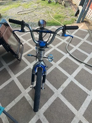 Bmx Bike Grips Are A Little Bid Loose Brakes Need To Be Tighten - Image 1 of 2