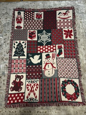 Manta de Navidad Tiro Rojo Verde Patchwork Patter 61 x 47" Reversible Foto 1 de 4