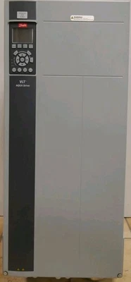 Danfoss VLT AQUA Drive FC-202P75KT4P55H1XGXXXXSXXXXAXBXCXXXXDX 131F1588 - Bild 1 von 2