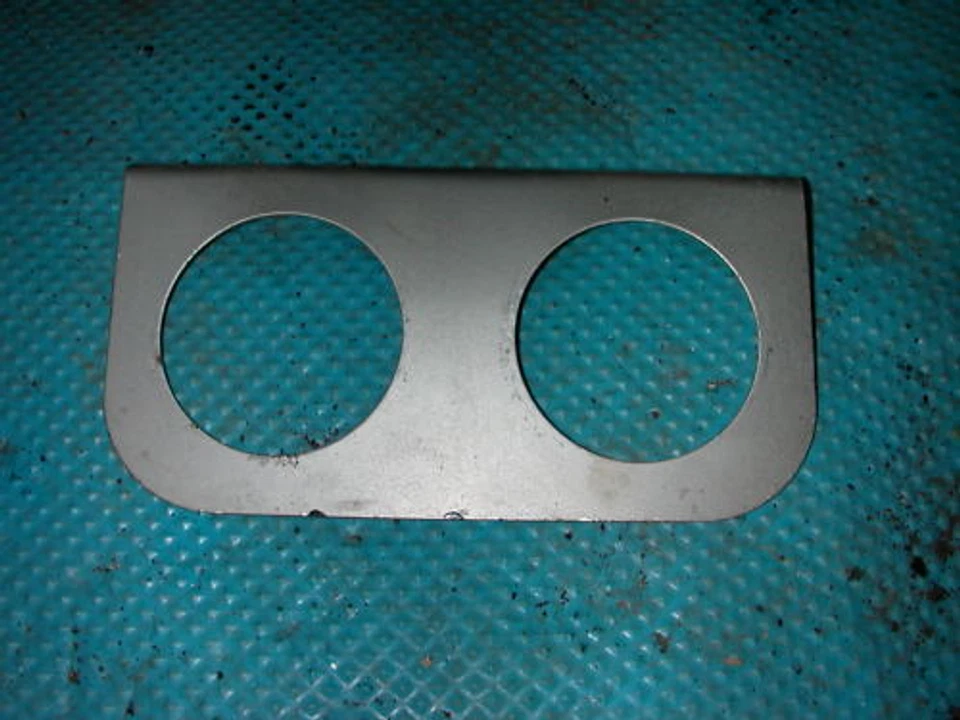 Placa de montaje calibre auxiliar Vauxhall Victor FB (1961-1964) Foto 1 de 1