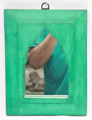 Heritage Craftsmanship: Marco de espejo de pared decorativo estilo vintage en madera dura T1 Foto 1 de 4