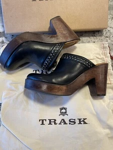 TRASK - Reese - Black Full Grain Leather Studded Mule Clogs - Shoe Bags + Box - Picture 1 of 12
