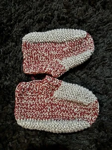 Warme Strick Winter-Socken / Schuhe 3-4 Jahre Neu selbstgestrickt - Bild 1 von 1