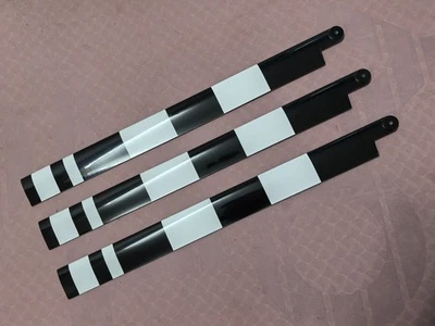 600mm Carbon Fiber Rotor Blades For Scale RC Helicopters - Image 1 of 4