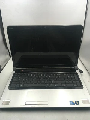 DELL.STUDIO 17 - FOR PARTS/NO BOOT - INTEL I3 1ST GEN - NO RAM - 17" - READ - BB - Image 1 of 4