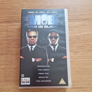 Men In Black VHS PAL Video Tommy Lee Jones Will Smith Colombia TriStar - Picture 1 of 2