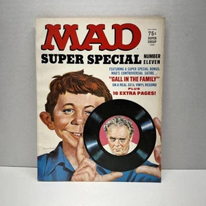 Vintage - 1973 MAD Magazine Super Special #11 December - Includes Record! - Picture 1 of 14