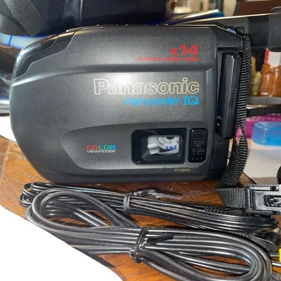 Panasonic Palm order IQ Camcorder charger two batteries videocassettes included - Image 1 of 4