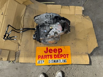 Jeep Cherokee Trailhawk 2015 3,2 L 4x4 transmisión automática fabricante de equipos originales 68284083 57 k Foto 1 de 4