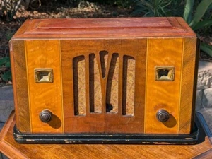 Vintage 1932 Western Air Patrol Art Deco AM/Shortwave Radio - Model 28, 5-Tube - Picture 1 of 19