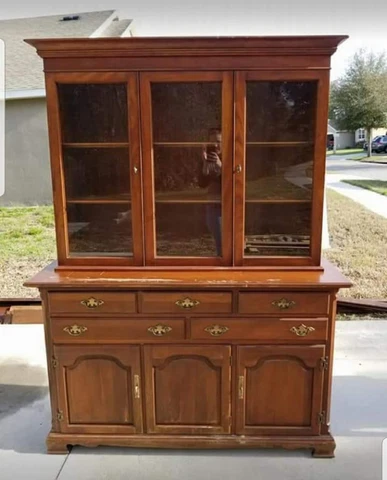 Vintage HENKEL HARRIS Co. Inc China Cabinet Wild Black Cherry # 2319C, Furniture Cover