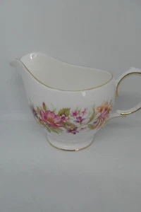 Colclough Wayside lattiera crema Bone China 1° qualità vintage inglese - Foto 1 di 5