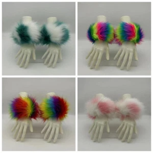 1 Pair of Women Faux Fur Cuffs Warmer Plush Wrist Sleeves Plush Fluffy Retro - Picture 1 of 9