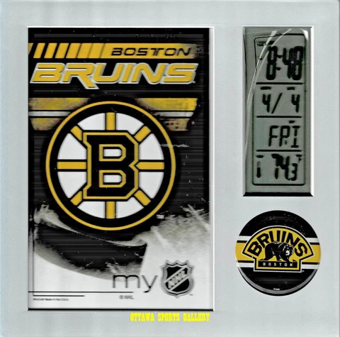 WINCRAFT BOSTON BRUINS LICENSED DESK CLOCK • NEW IN PACKAGE (M44) Cover